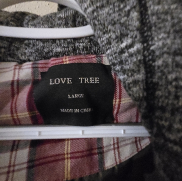 Love Tree Quilted Vest with Hood - Picture 2 of 3